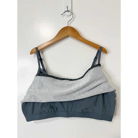 PINK Ultimate Lightly Lined Sports Crop Size XXL - Picture 7 of 8